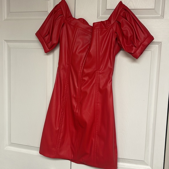 Fashion Nova “I’m About It” Red Off Shoulder Dress Size Medium - Picture 4 of 6